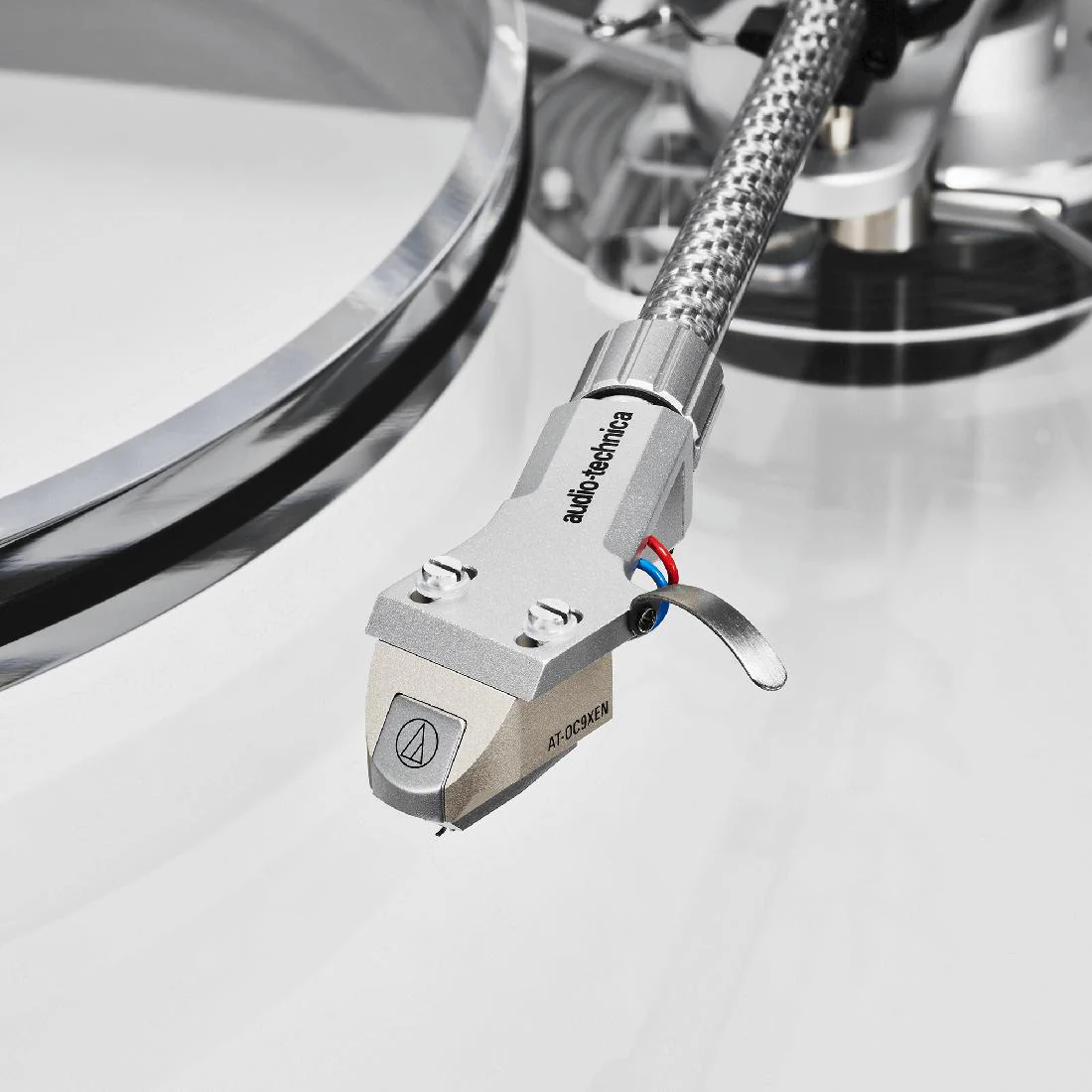 Audio-Technica AT-LPA2 Fully Manual Belt-Drive Turntable - Clear - Image 4