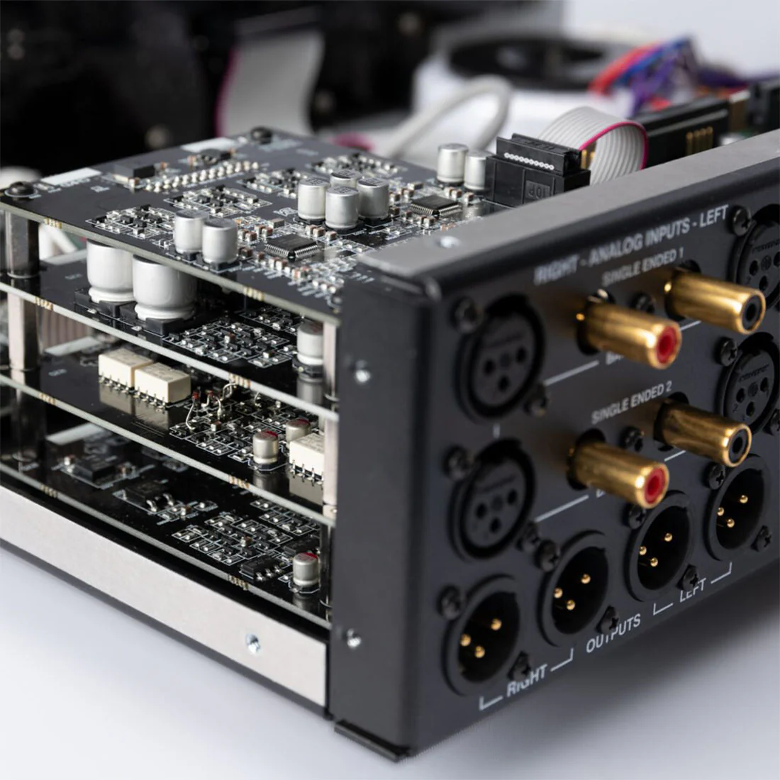 Bryston 43114 BR-20 Preamplifier (43114) - Image 5