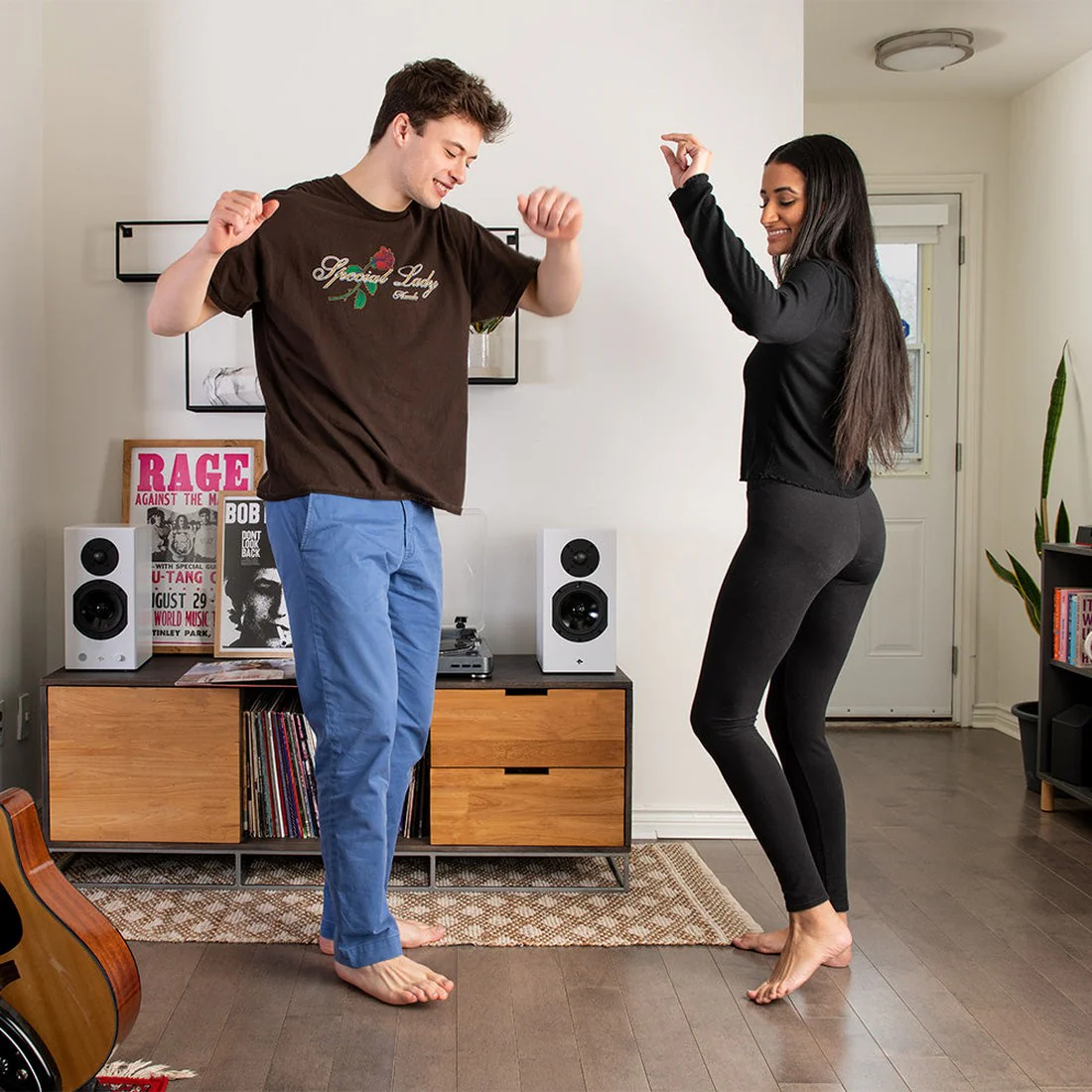 KIN Play Bluetooth Powered Bookshelf Speakers - Pair - Image 3