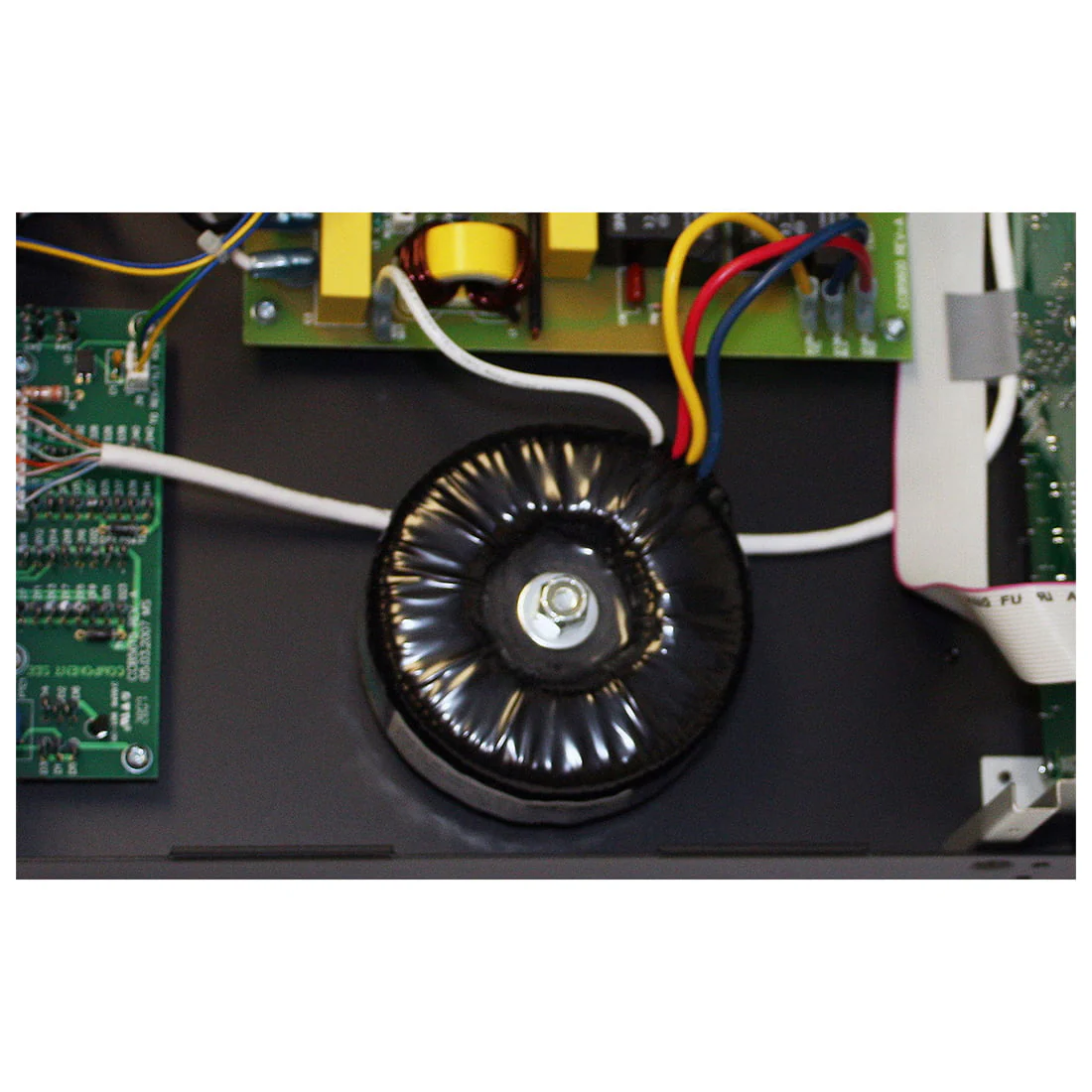 Panamax M5400-PM Max 5400 Power Management w/ Voltage Regulation, 2RU, 11 Outlets (M5400PM) - Image 5