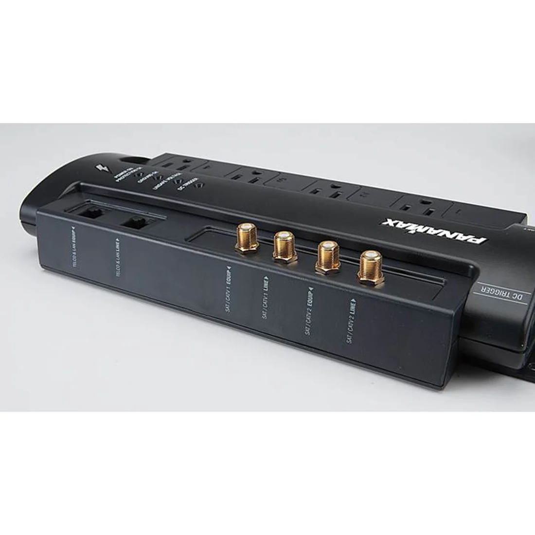 Panamax M8-AV-PRO 8-Outlet Surge Protecting Power Conditioner (M8AVPRO) - Image 4