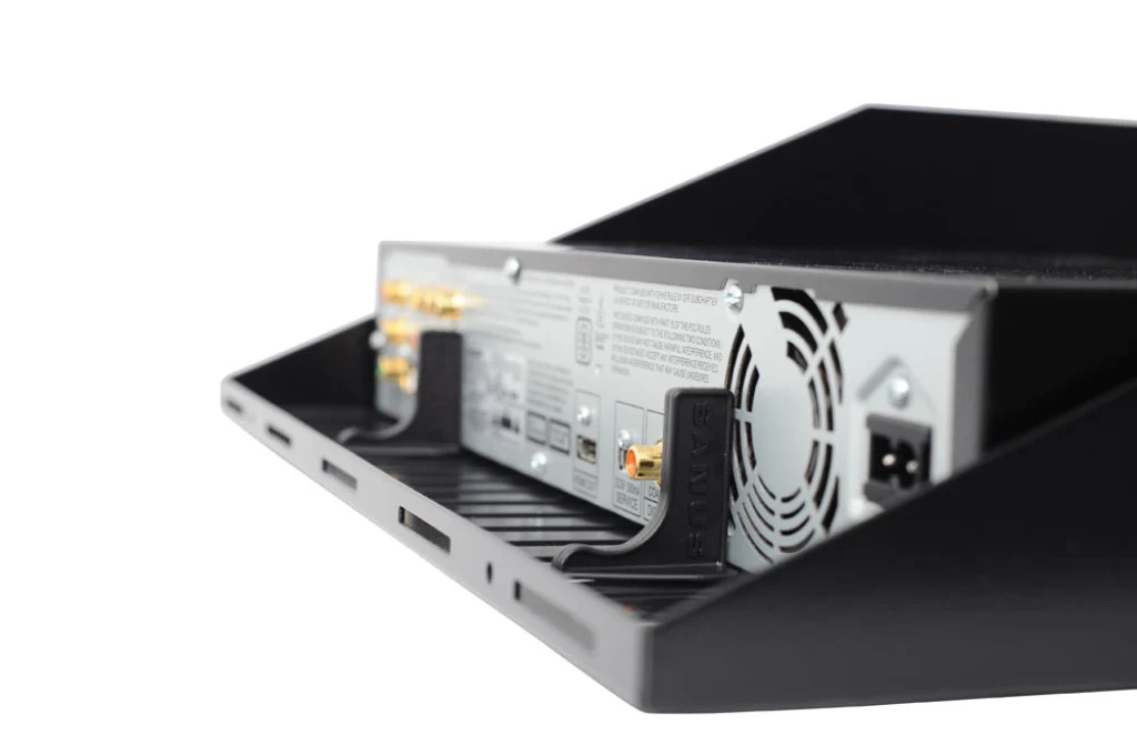 Sanus CASH23-B1 3U Rack Shelf - Vented (CASH23B1) - Image 3