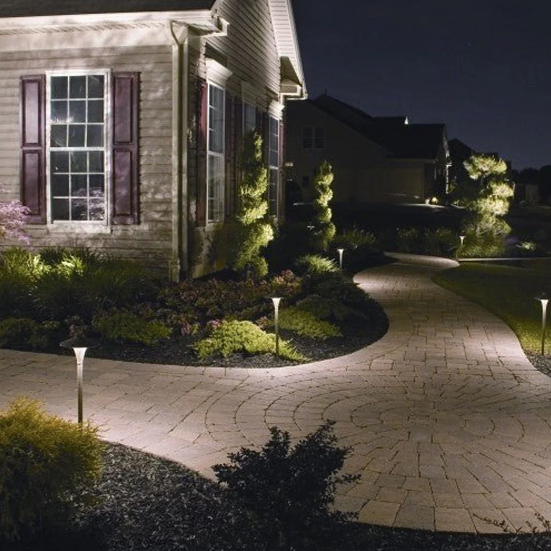 Silhouette Lights PL101B Single Tier LED Pathway Light - Black (PL101B) - Image 6