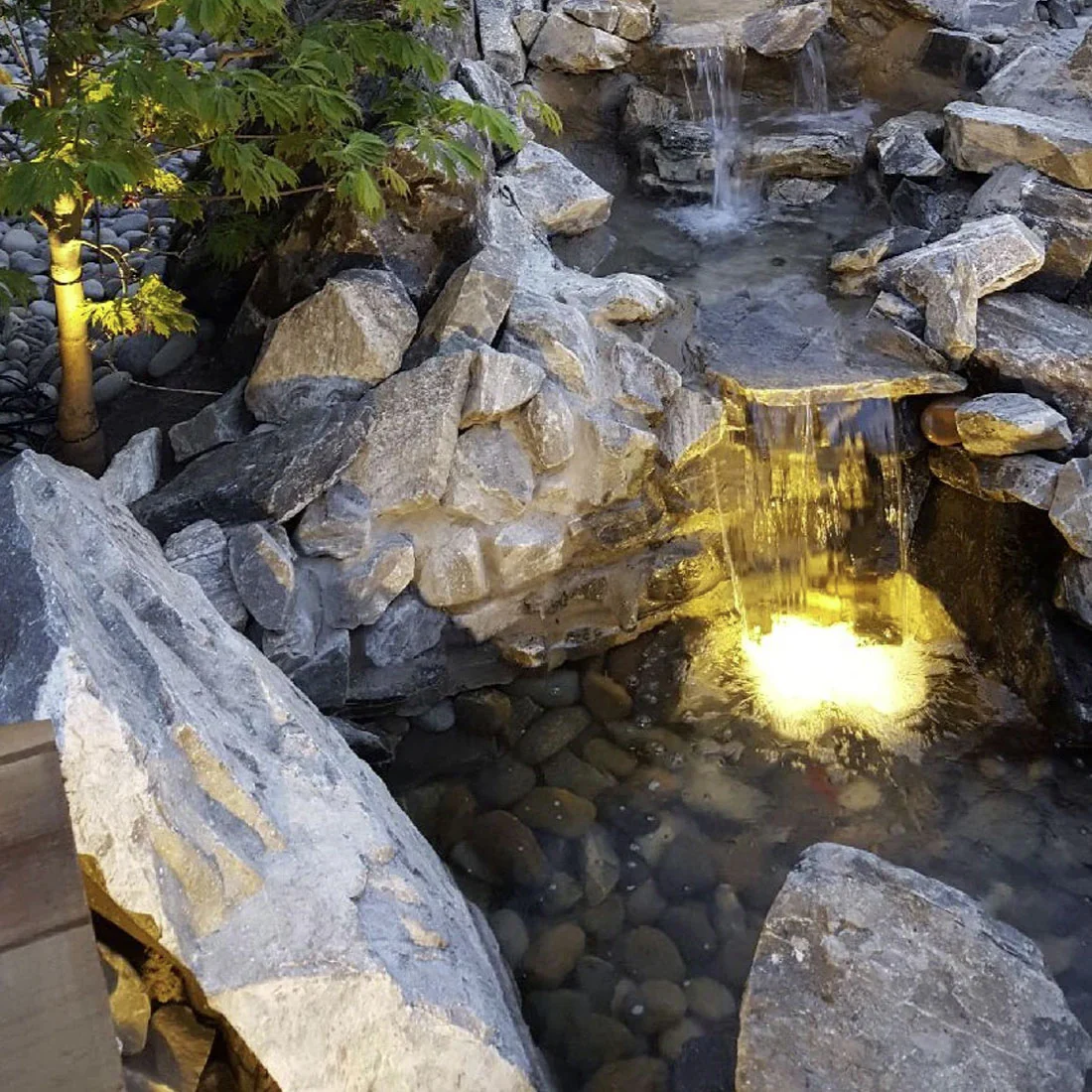 Silhouette Lights UWL601 LED Submersible Pond Light - Brass (UWL601) - Image 4